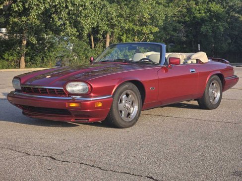 Used 1995 Jaguar XJS V12 Convertible image 2