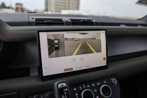 New 2025 Land Rover Defender 90 S image 22