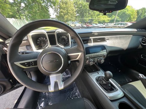 Used 2010 Chevrolet Camaro LS image 33