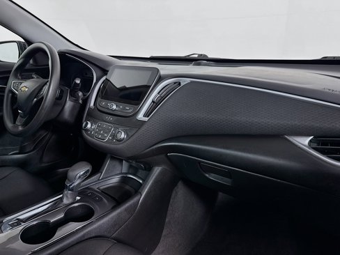 Used 2025 Chevrolet Malibu LT image 29