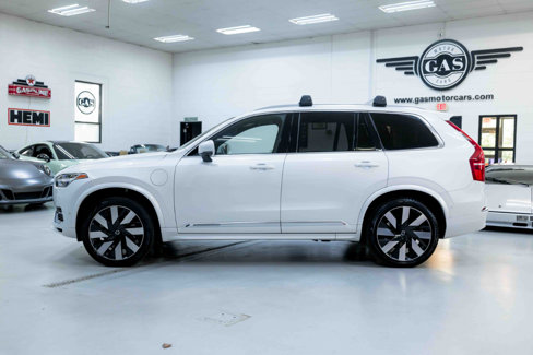 Used 2023 Volvo XC90 T8 Ultimate w/ Lounge Package image 10