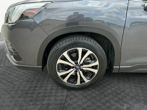 Used 2024 Subaru Forester Limited image 14