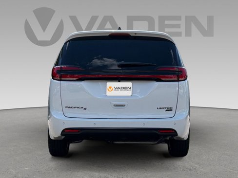 New 2026 Chrysler Pacifica Limited image 25