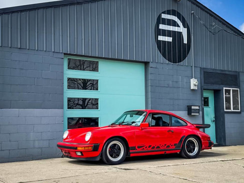 Used 1987 Porsche 911 Carrera image 2