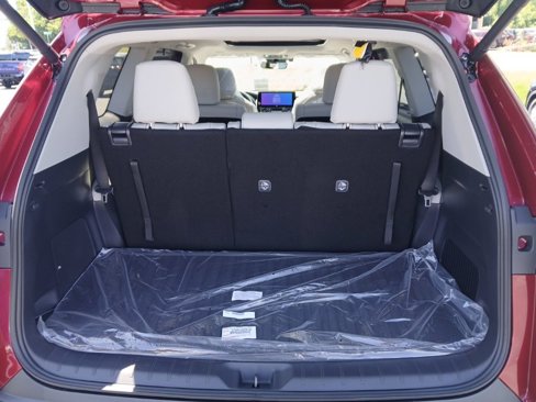 New 2025 Toyota Grand Highlander FWD image 11