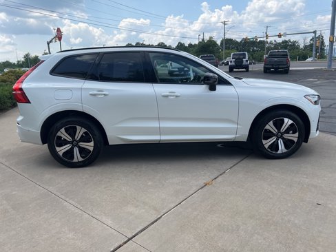 Certified 2025 Volvo XC60 T8 Plus w/ Protection Package Premier image 6
