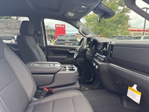 New 2026 GMC Sierra 1500 Elevation image 18