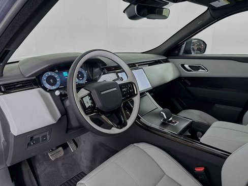 New 2026 Land Rover Range Rover Velar Dynamic SE image 9