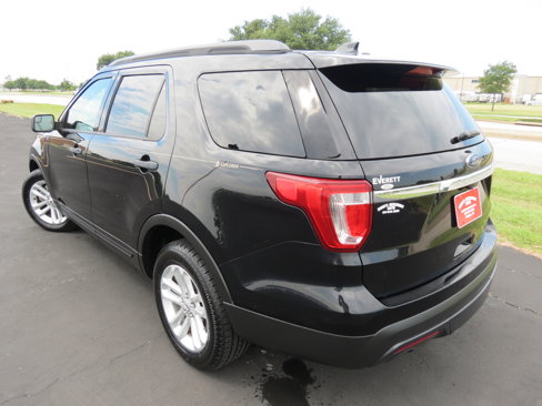 Used 2017 Ford Explorer FWD image 6