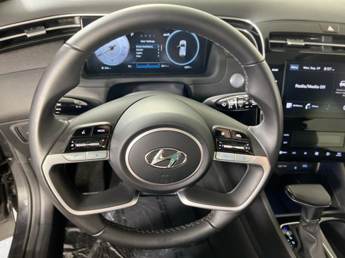 Used 2023 Hyundai Tucson SEL w/ Convenience Package image 11