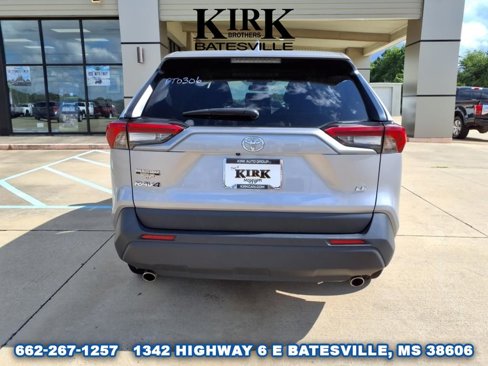 Used 2023 Toyota RAV4 LE image 4