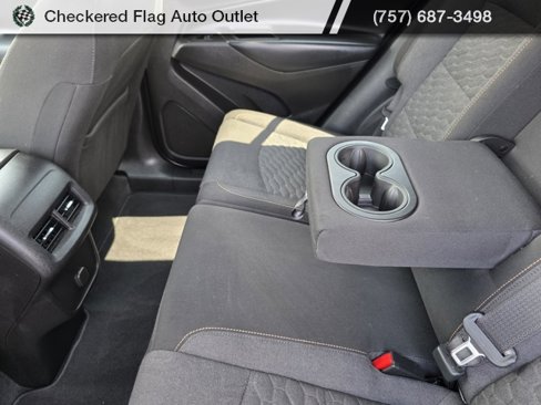 Used 2018 Chevrolet Equinox LT image 37