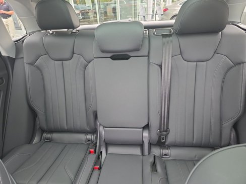 Certified 2025 Audi Q5 2.0T Premium image 13