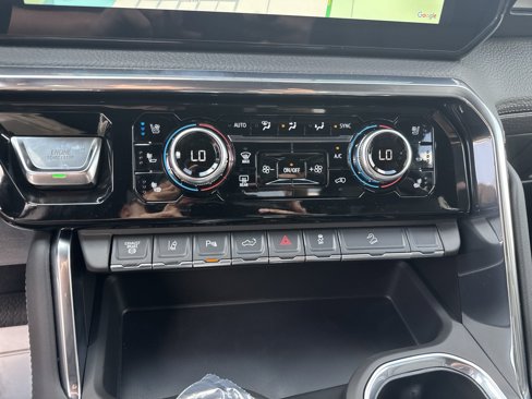 New 2025 GMC Sierra 2500 Denali w/ Denali Reserve Package image 25