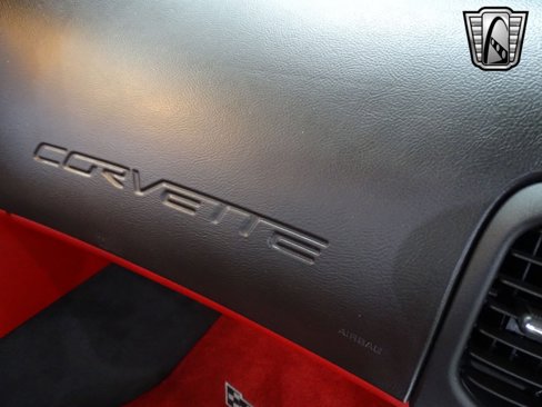 Used 2007 Chevrolet Corvette Coupe w/ Preferred Equipment Group image 26