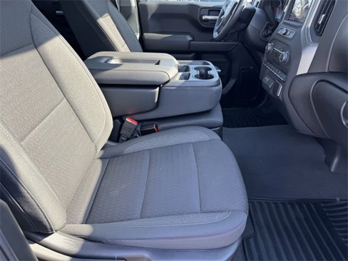 Used 2025 Chevrolet Silverado 1500 Custom w/ Turbomax Blackout Package image 6