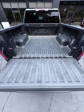 Used 2022 Chevrolet Silverado 1500 Custom image 17