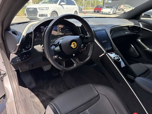 Used 2023 Ferrari Roma image 9