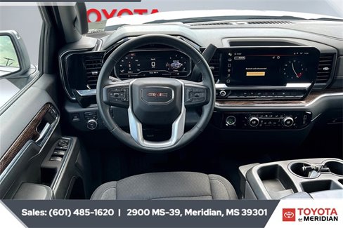 Used 2024 GMC Sierra 1500 SLE image 5