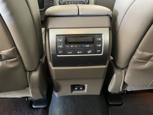 Used 2022 Lexus GX 460 Premium image 33