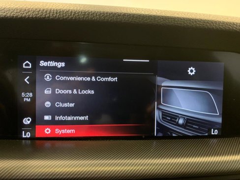 Used 2023 Alfa Romeo Stelvio Veloce image 32