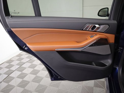 New 2026 BMW X7 xDrive40i w/ Executive Package image 28