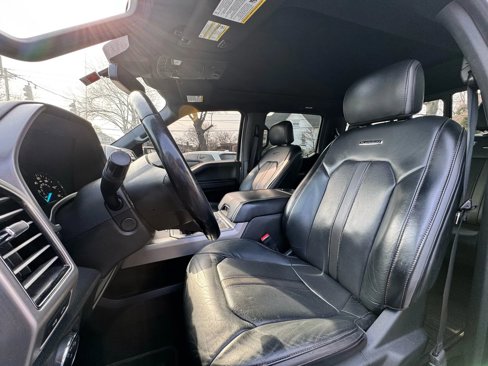 Used 2019 Ford F150 Platinum w/ Equipment Group 701A Luxury image 18