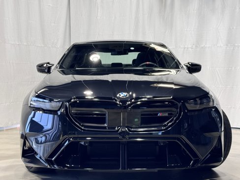 New 2026 BMW M5 w/ Executive Package image 2