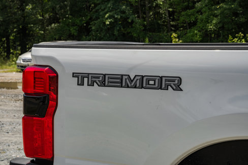 New 2025 Ford F350 Platinum w/ Tremor Off-Road Package image 24