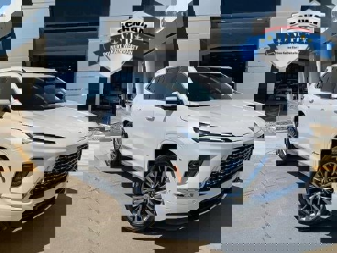 Used 2025 Buick Enclave Avenir w/ Super Cruise Package image 1