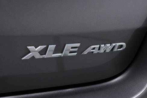 Used 2019 Toyota Highlander AWD V6 image 68