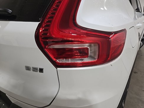 New 2026 Volvo XC40 B5 Plus w/ Protection Package Premier image 10