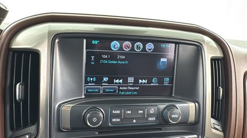 Used 2018 Chevrolet Silverado 1500 High Country image 24