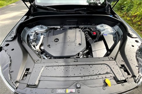 Certified 2025 Volvo XC90 B6 Plus w/ Protection Package Premier image 25