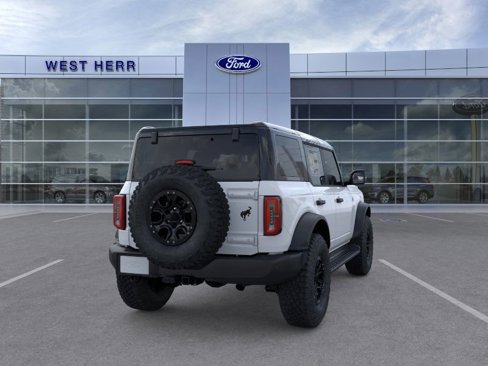 New 2025 Ford Bronco Outer Banks image 8