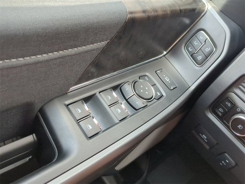 New 2025 Ford F350 Lariat w/ Lariat Ultimate Package image 33