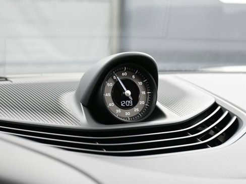 New 2025 Porsche Taycan Turbo image 21