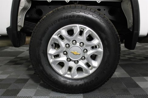 Used 2023 Chevrolet Silverado 2500 LT image 13