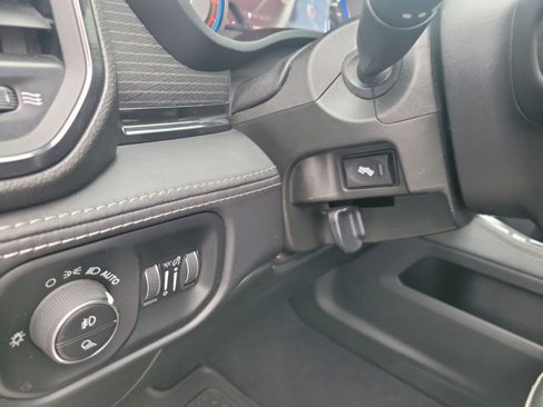 Used 2022 RAM 2500 Limited image 46