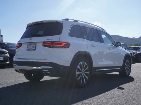 Used 2023 Mercedes-Benz GLB 250 4MATIC image 4