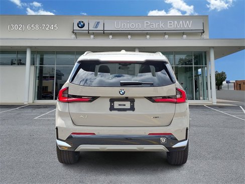 Used 2026 BMW X1 xDrive28i image 5