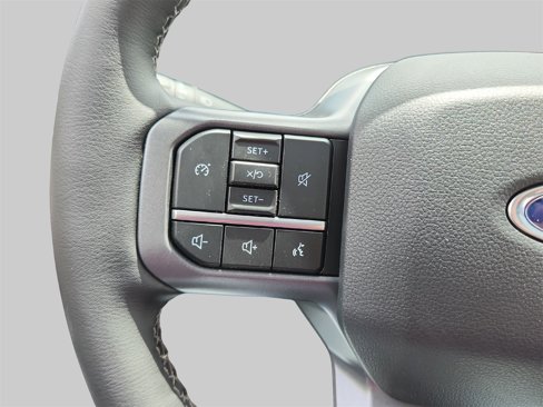 New 2025 Ford F350 Lariat w/ Black Appearance Package image 20