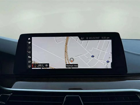 Used 2018 BMW 540i xDrive image 18
