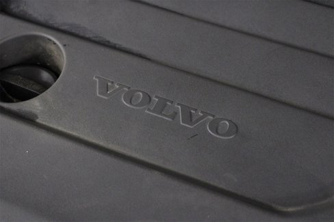 Certified 2025 Volvo XC40 B5 Plus image 25