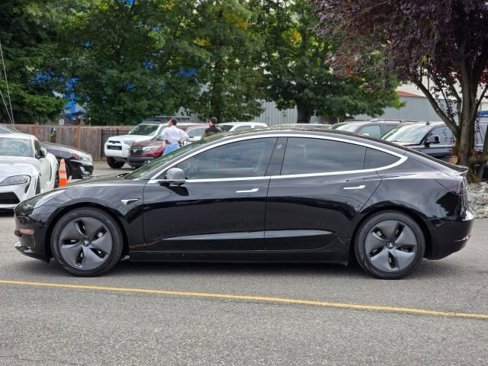 Used 2020 Tesla Model 3 Standard Range Plus image 5
