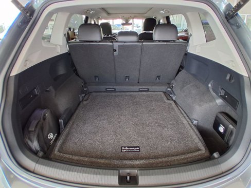 Used 2022 Volkswagen Tiguan SE image 24