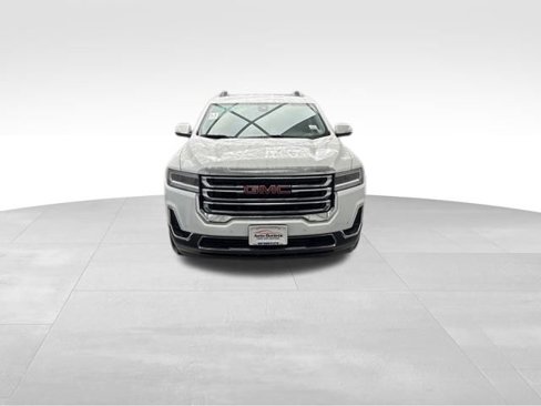 Used 2023 GMC Acadia SLE w/ Driver Convenience Package image 2