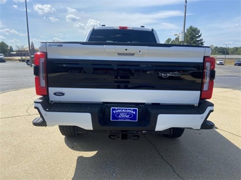 New 2026 Ford F250 Platinum image 3