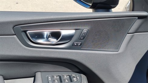 New 2026 Volvo XC60 B5 Plus w/ Protection Package Premier image 9