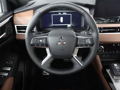 New 2025 Mitsubishi Outlander SEL image 44